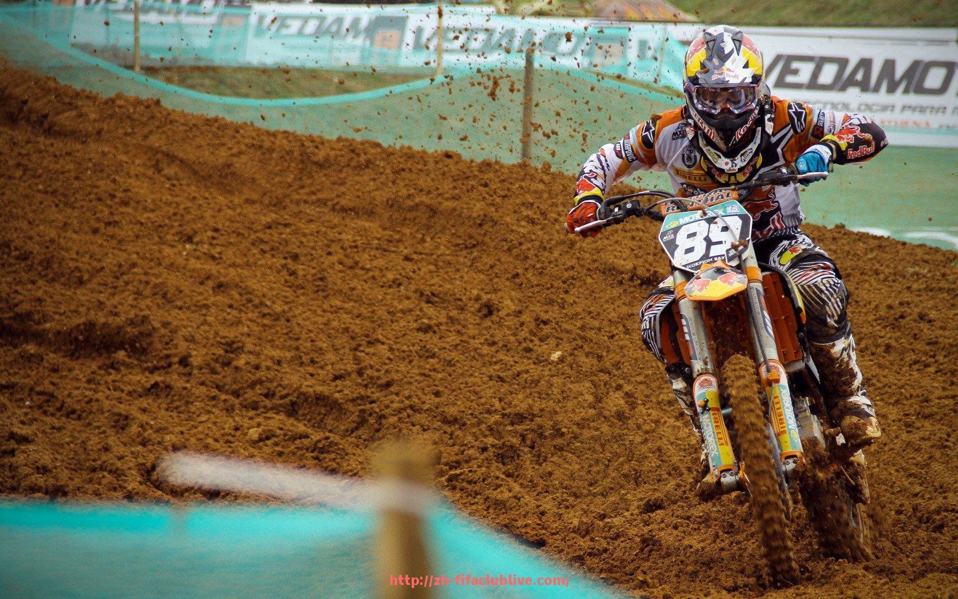 世俱杯直播-中超联赛电视直播版权争夺战及其市场影响力